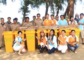 Clean the beach , Release Fish to the sea